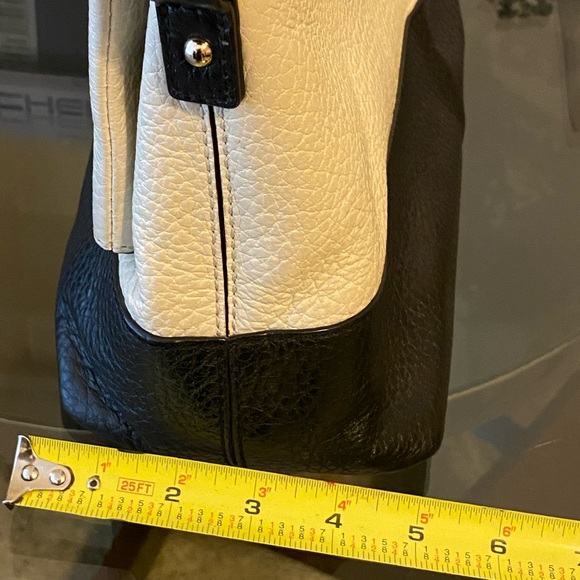 Kate Spade Navy Cream Pebble Leather Handbag - Picture 13 of 16